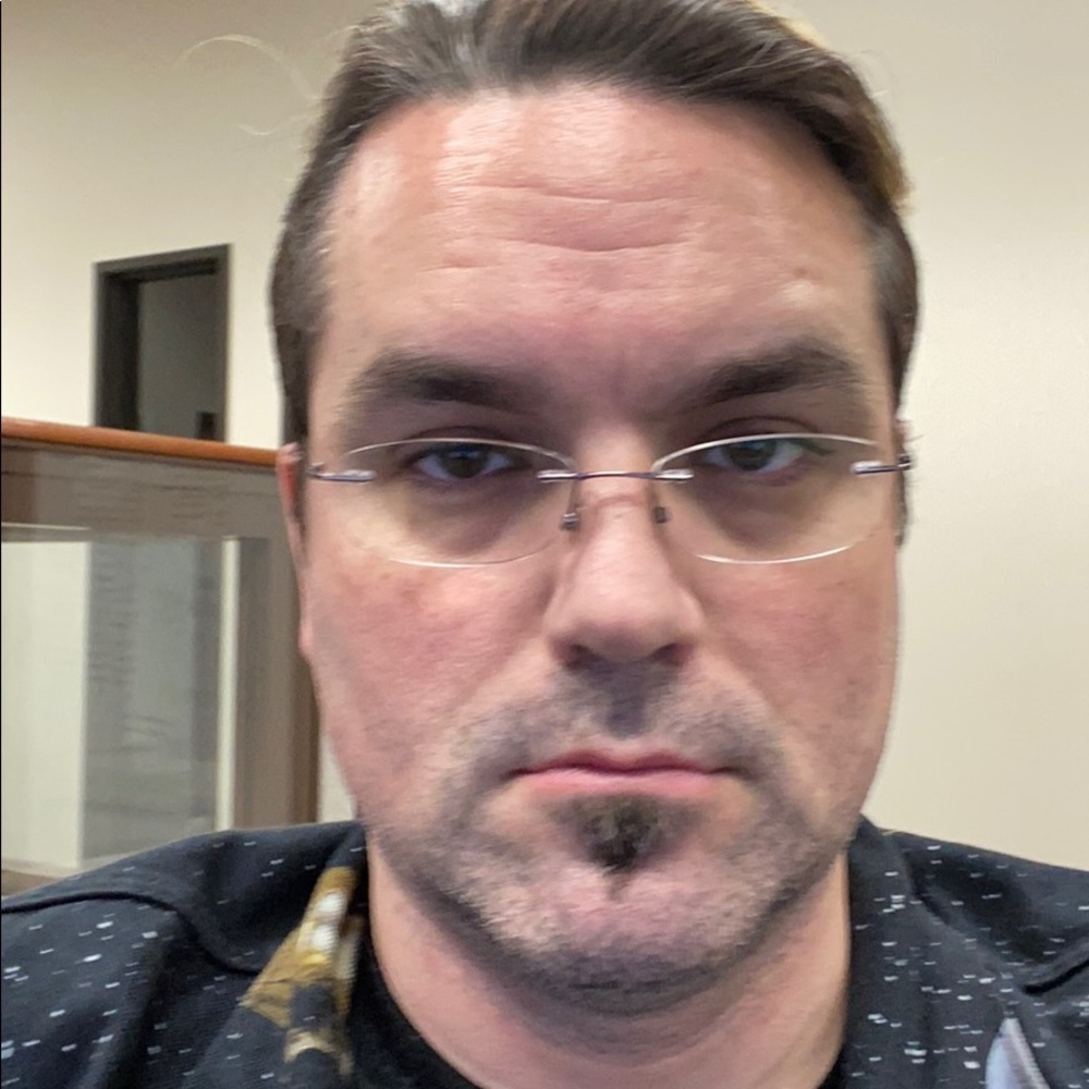 Meet your Posher, Nigel